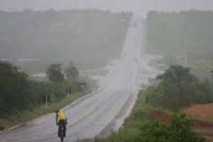 chove-em-107-municipios-cearenses-300x200